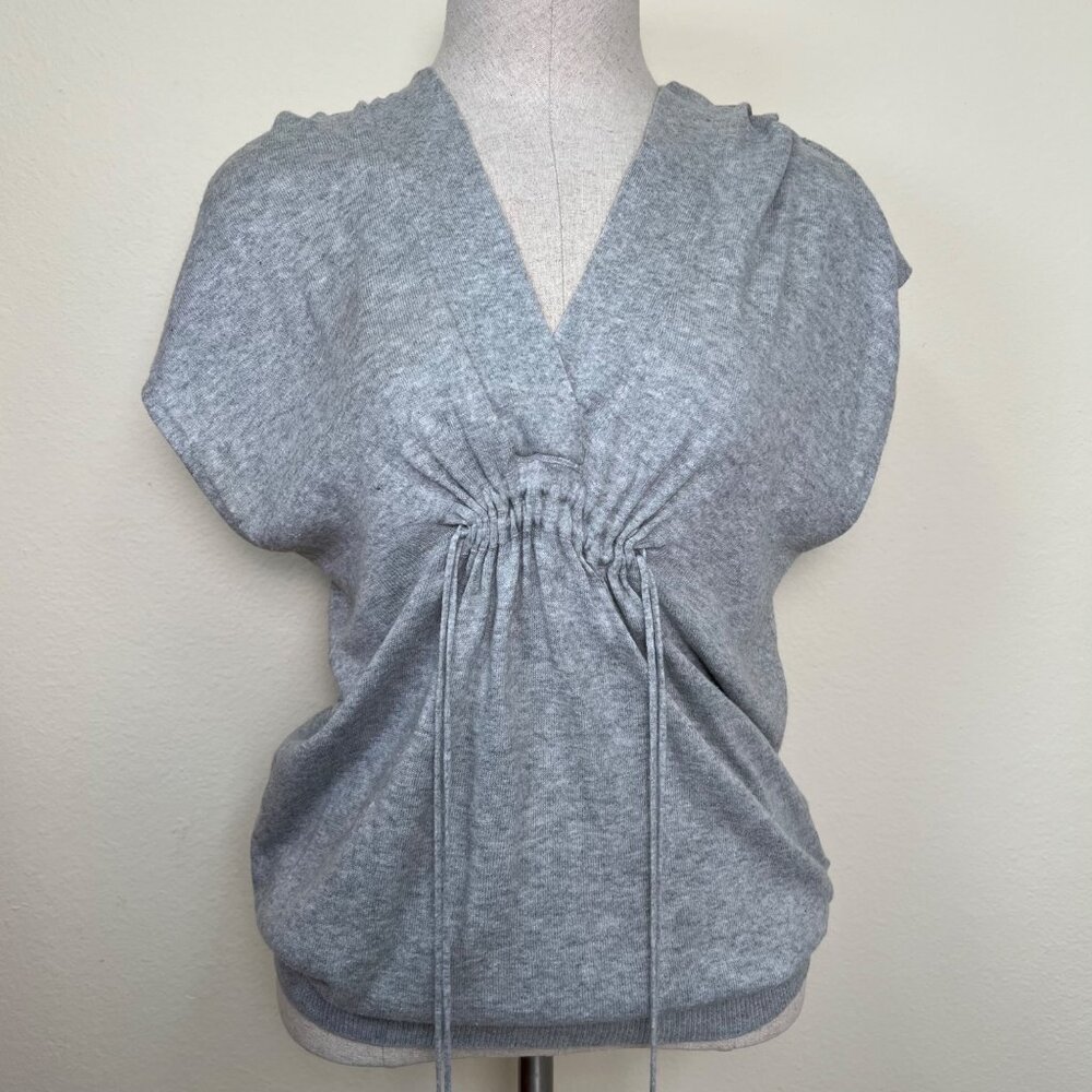 OLD NAVY Gray Knit Sleeveless Hoodie With Ruched Drawstring Front Sweater Size L
